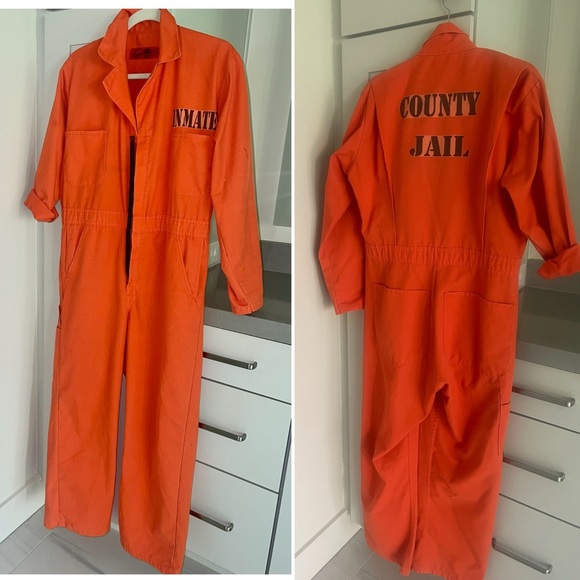 HALLOWEEN COSTUME- PRISON UNIFORM & accessories - Picture 1 of 13